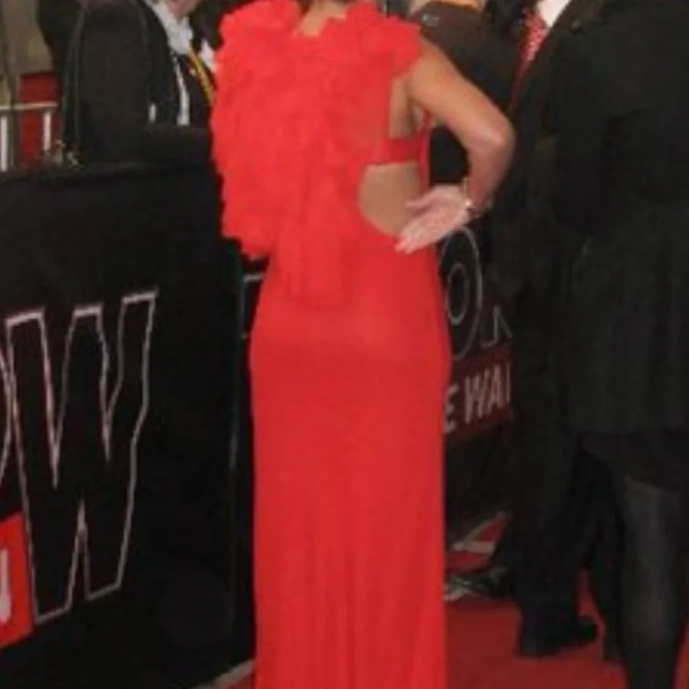 Boudicca Elegant Red Evening Gown